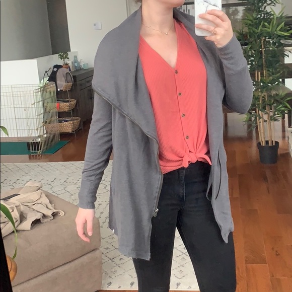 Caslon Sweaters - Caslon slouchy cardigan size XS